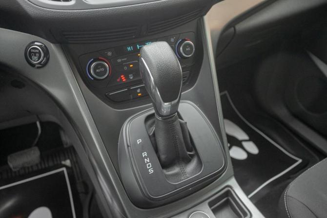 Ford Kuga II Рестайлинг с пробегом 2018 года, цена 1 698 000 рублей, 106122 км, внедорожник, Автокод Объявления