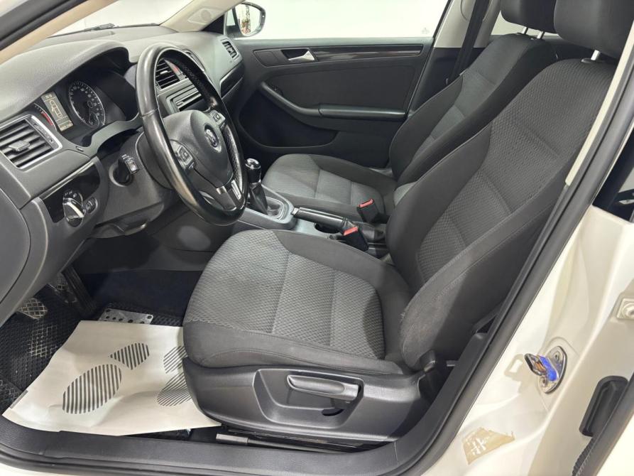 Volkswagen Jetta VI Альметьевск  - изображение 9