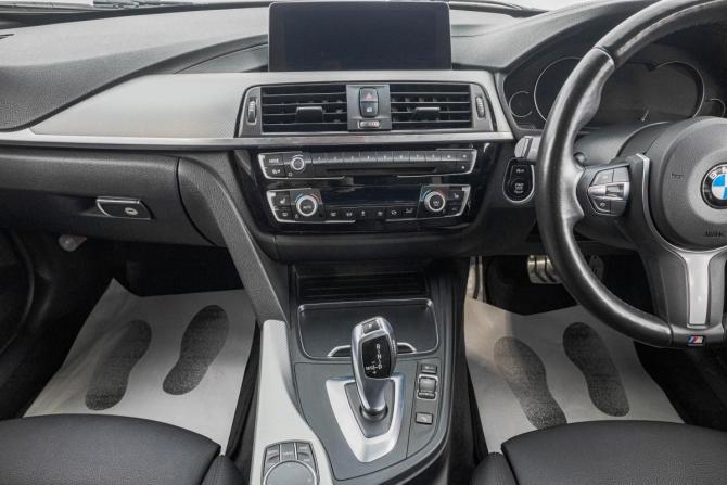 BMW 3 серии VI (F3x) Рестайлинг с пробегом 2017 года, цена 2 049 000 рублей, 67000 км, седан, Автокод Объявления