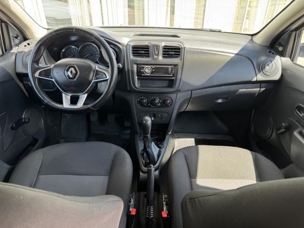 Renault Logan II с пробегом 2018 года, цена 700 000 рублей, 206000 км, седан, Автокод Объявления