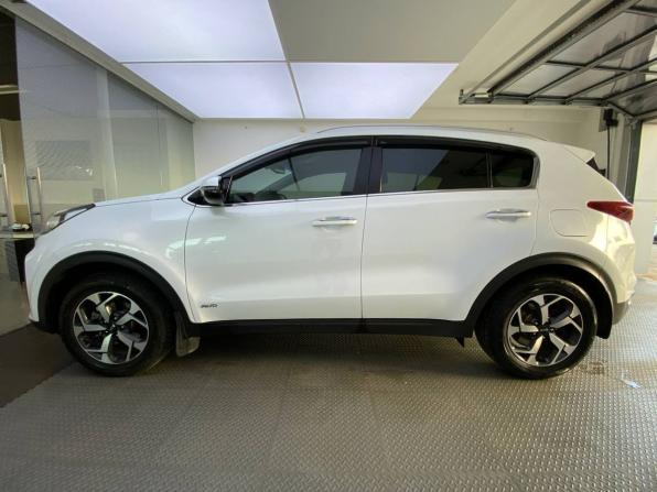 Kia Sportage IV Рестайлинг с пробегом 2018 года, цена 2 140 000 рублей, 109000 км, внедорожник, Автокод Объявления