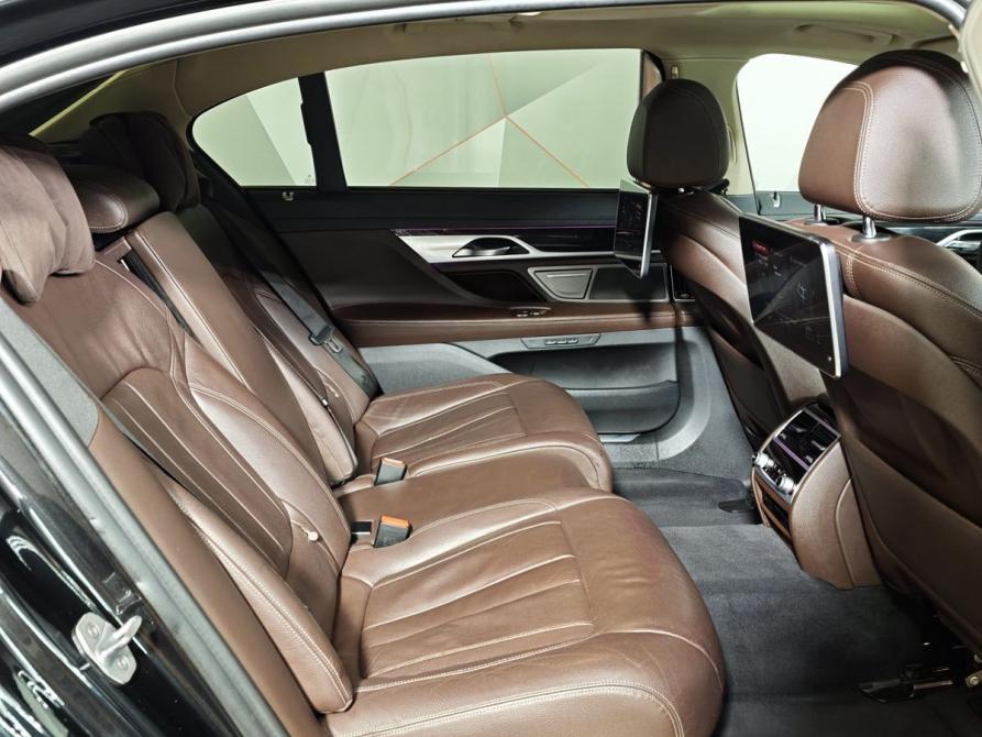 BMW 7 серии VI (G11/G12) Москва  - изображение 14
