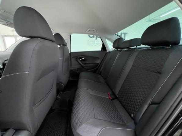 Volkswagen Polo V Рестайлинг с пробегом 2019 года, цена 1 630 000 рублей, 57888 км, седан, Автокод Объявления