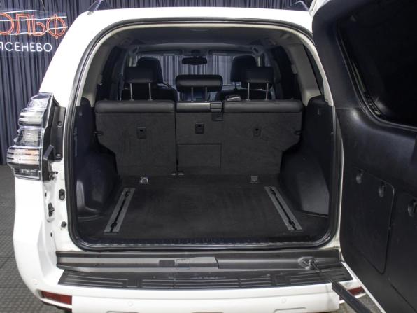 Toyota Land Cruiser Prado 150 Series Рестайлинг 1 с пробегом 2014 года, цена 4 898 000 рублей, 118900 км, внедорожник, Автокод Объявления
