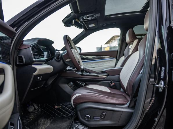 Geely Monjaro I с пробегом 2023 года, цена 3 238 000 рублей, 55200 км, внедорожник, Автокод Объявления