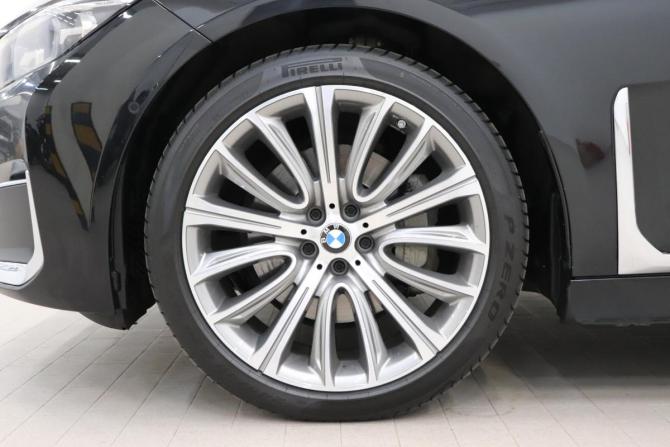 BMW 7 серии VI (G11/G12) Рестайлинг с пробегом 2021 года, цена 6 990 000 рублей, 79715 км, седан, Автокод Объявления