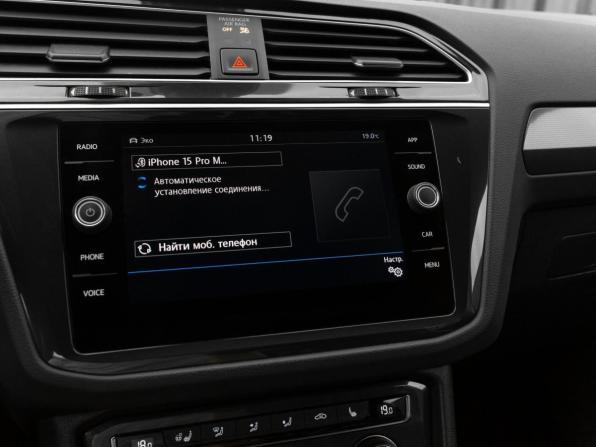 Volkswagen Tiguan II с пробегом 2019 года, цена 2 490 000 рублей, 120864 км, внедорожник, Автокод Объявления