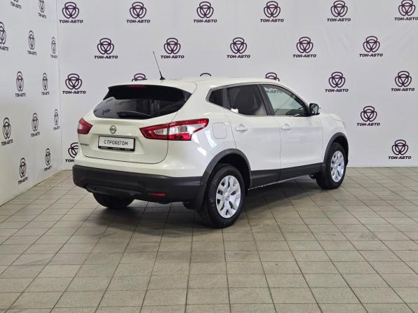 Nissan Qashqai II с пробегом 2016 года, цена 1 681 000 рублей, 81152 км, внедорожник, Автокод Объявления