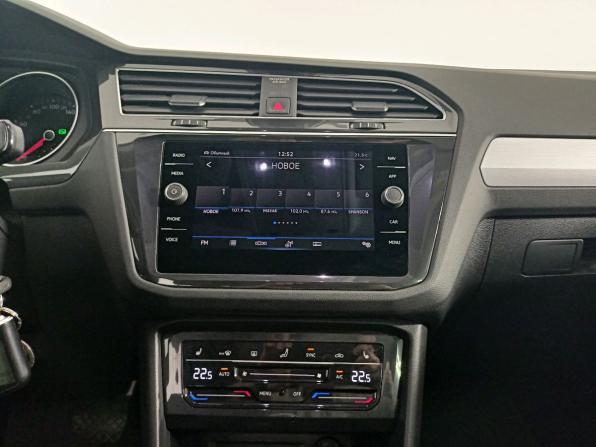 Volkswagen Tiguan II Рестайлинг с пробегом 2021 года, цена 3 225 000 рублей, 23800 км, внедорожник, Автокод Объявления