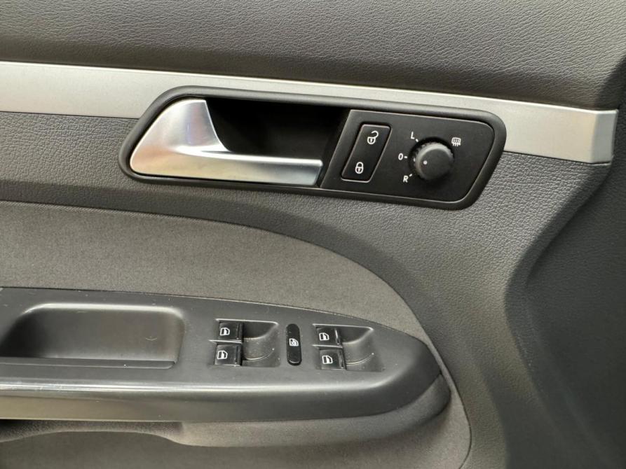 Volkswagen Touran I Рестайлинг 2 Киров  - изображение 13