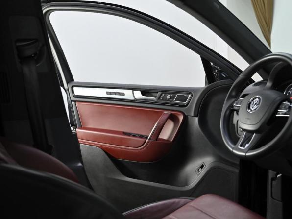 Volkswagen Touareg II с пробегом 2014 года, цена 2 099 000 рублей, 152000 км, внедорожник, Автокод Объявления