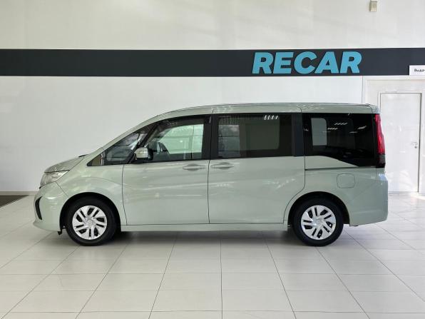 Honda Stepwgn V с пробегом 2017 года, цена 1 790 000 рублей, 85031 км, минивэн, Автокод Объявления