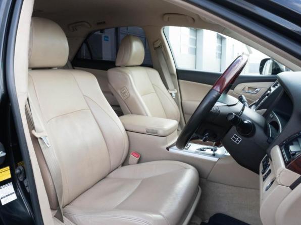 Toyota Crown XIII (S200) с пробегом 2011 года, цена 1 847 000 рублей, 221595 км, седан, Автокод Объявления