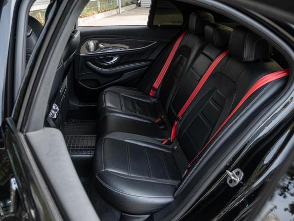 Mercedes-Benz E-Класс AMG V (W213) Рестайлинг с пробегом 2020 года, цена 4 980 000 рублей, 146118 км, седан, Автокод Объявления