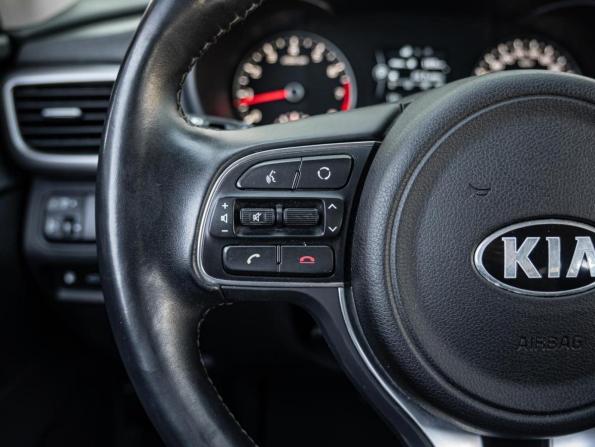 Kia Optima IV с пробегом 2017 года, цена 1 770 000 рублей, 42978 км, седан, Автокод Объявления