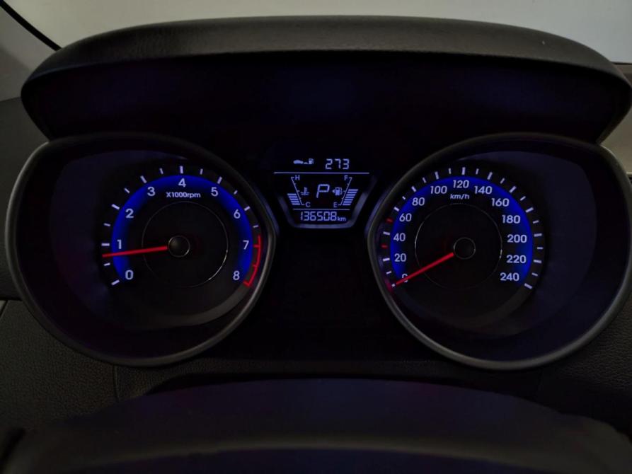 Hyundai Elantra V (MD) Рестайлинг Москва  - изображение 12