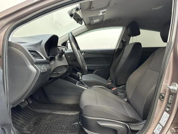Hyundai Solaris II с пробегом 2018 года, цена 1 390 000 рублей, 45603 км, седан, Автокод Объявления