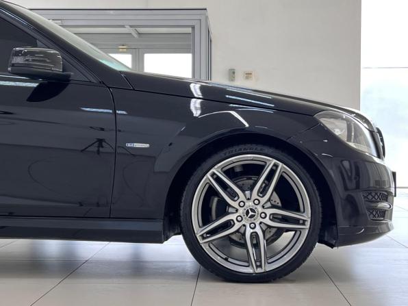 Mercedes-Benz C-Класс III (W204) Рестайлинг с пробегом 2012 года, цена 1 360 000 рублей, 212864 км, седан, Автокод Объявления