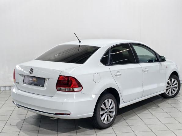 Volkswagen Polo V Рестайлинг с пробегом 2016 года, цена 1 185 000 рублей, 110650 км, седан, Автокод Объявления