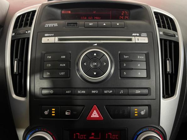 Kia Ceed I Рестайлинг с пробегом 2011 года, цена 715 000 рублей, 250000 км, универсал, Автокод Объявления