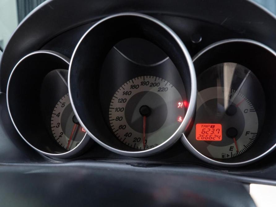 Mazda 3 I (BK) Рестайлинг Волгоград  - изображение 14
