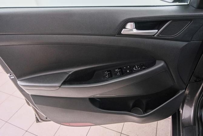 Hyundai Tucson III Рестайлинг с пробегом 2019 года, цена 2 159 000 рублей, 207500 км, внедорожник, Автокод Объявления