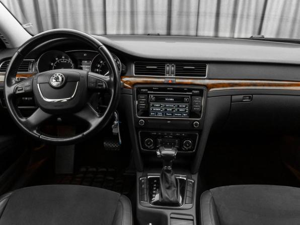 Skoda Superb II с пробегом 2012 года, цена 970 000 рублей, 274484 км, лифтбек, Автокод Объявления