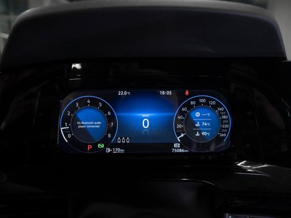 Volkswagen Golf VIII с пробегом 2022 года, цена 2 750 000 рублей, 75085 км, хэтчбек, Автокод Объявления