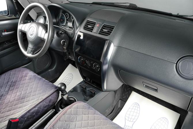 Suzuki SX4 I (Classic) Рестайлинг с пробегом 2010 года, цена 779 000 рублей, 229000 км, седан, Автокод Объявления