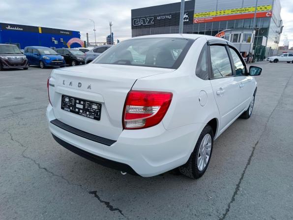 Lada (ВАЗ) Granta I Рестайлинг с пробегом 2023 года, цена 749 995 рублей, 56742 км, седан, Автокод Объявления
