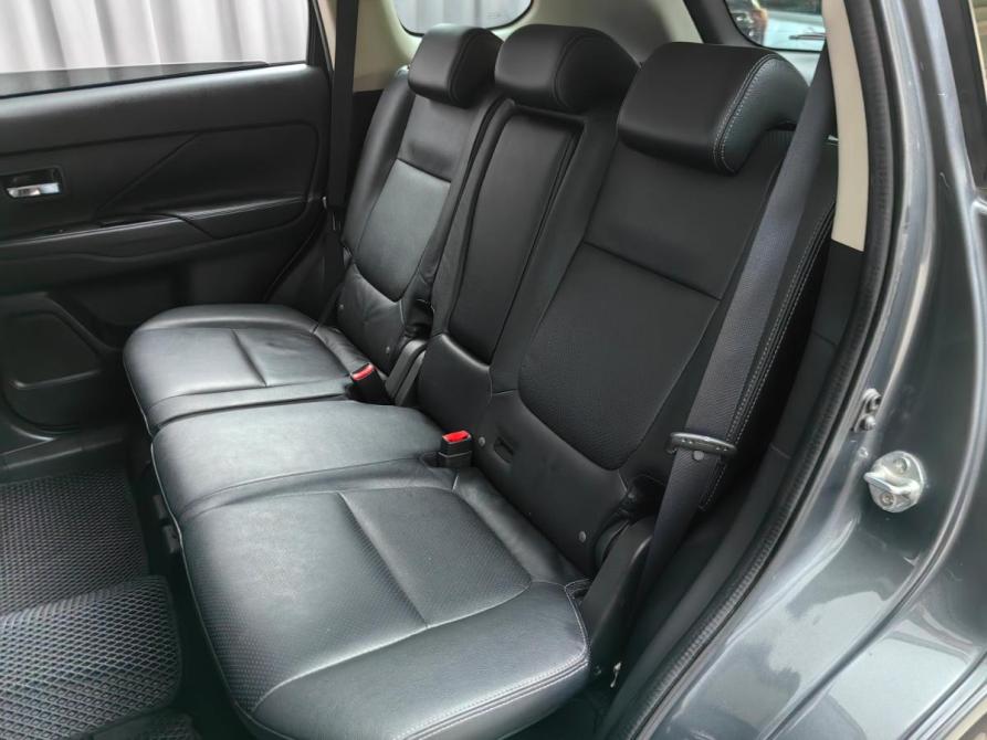 Mitsubishi Outlander III Рестайлинг 2 Подольск  - изображение 9