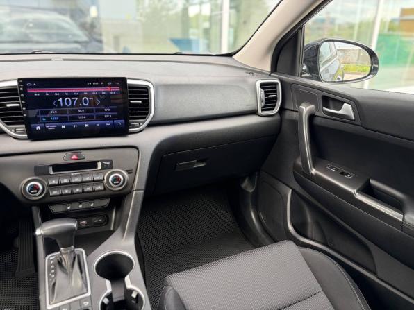Kia Sportage IV Рестайлинг с пробегом 2019 года, цена 2 245 000 рублей, 63000 км, внедорожник, Автокод Объявления