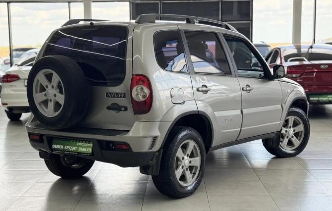 Chevrolet Niva I Рестайлинг с пробегом 2014 года, цена 649 000 рублей, 145000 км, внедорожник, Автокод Объявления