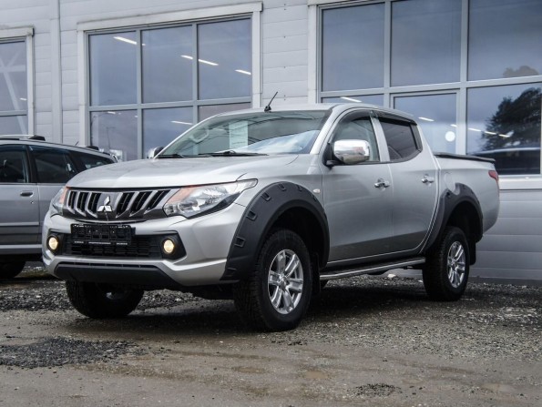 Mitsubishi L200 V с пробегом 2017 года, цена 1 599 000 рублей, 158000 км, offers.body_type.unknown, Автокод Объявления