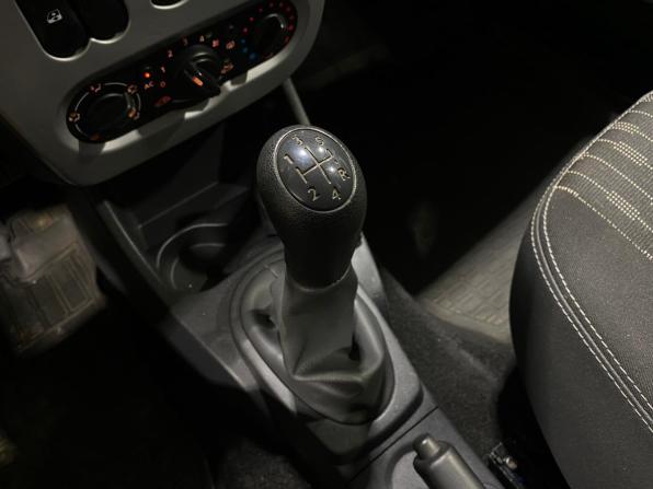 Renault Logan I Рестайлинг с пробегом 2013 года, цена 750 000 рублей, 29673 км, седан, Автокод Объявления