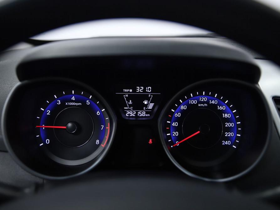 Hyundai Elantra V (MD) Рестайлинг Уфа  - изображение 17