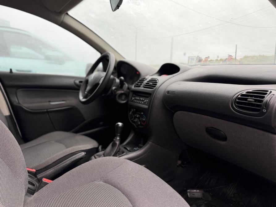 Peugeot 206 Череповец  - изображение 13