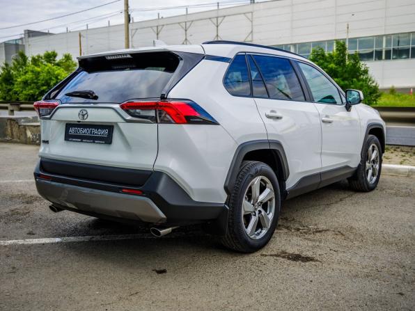 Toyota RAV4 V (XA50) с пробегом 2021 года, цена 2 998 000 рублей, 65712 км, внедорожник, Автокод Объявления