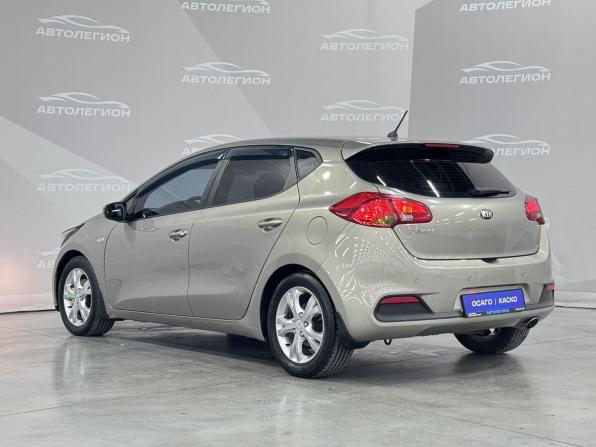 Kia Ceed II с пробегом 2013 года, цена 1 000 000 рублей, 230000 км, хэтчбек, Автокод Объявления