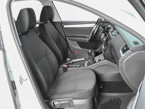 Skoda Octavia III (A7) с пробегом 2014 года, цена 949 000 рублей, 220529 км, лифтбек, Автокод Объявления