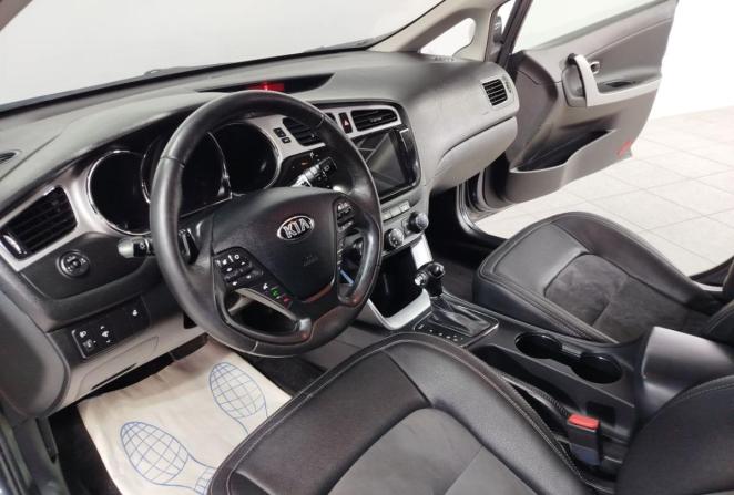 Kia Ceed II с пробегом 2015 года, цена 1 290 000 рублей, 164590 км, хэтчбек, Автокод Объявления
