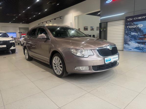 Skoda Superb II с пробегом 2012 года, цена 1 080 000 рублей, 260953 км, универсал, Автокод Объявления