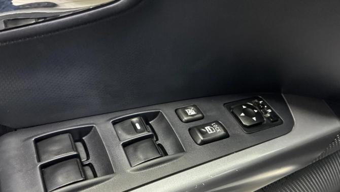 Mitsubishi Outlander II с пробегом 2007 года, цена 955 000 рублей, 226000 км, внедорожник, Автокод Объявления