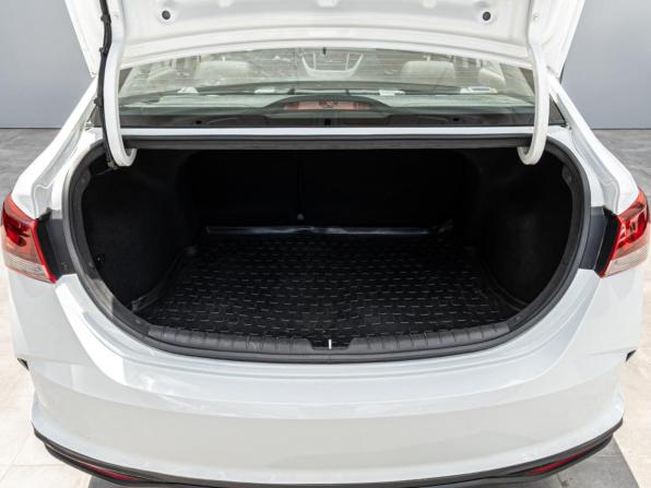 Hyundai Solaris II Рестайлинг с пробегом 2020 года, цена 1 348 000 рублей, 78505 км, седан, Автокод Объявления