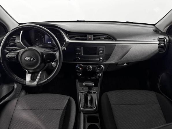 Kia Rio IV Рестайлинг с пробегом 2020 года, цена 1 375 600 рублей, 105776 км, седан, Автокод Объявления