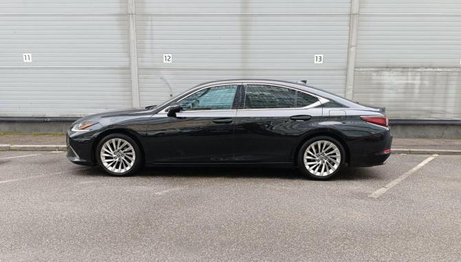 Lexus ES VII с пробегом 2020 года, цена 3 999 000 рублей, 137769 км, седан, Автокод Объявления