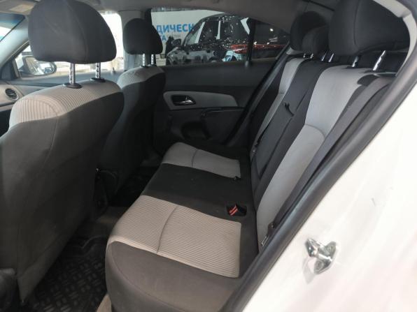 Chevrolet Cruze I Рестайлинг с пробегом 2015 года, цена 850 000 рублей, 104506 км, седан, Автокод Объявления