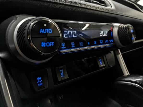 Toyota RAV4 V (XA50) с пробегом 2020 года, цена 3 050 000 рублей, 66220 км, внедорожник, Автокод Объявления