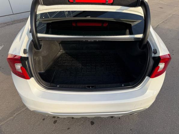 Volvo S60 II с пробегом 2011 года, цена 1 050 000 рублей, 201460 км, седан, Автокод Объявления