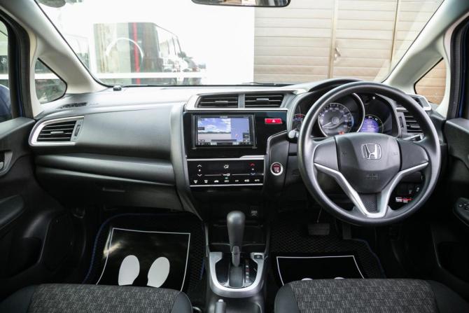 Honda Fit III с пробегом 2016 года, цена 929 000 рублей, 135000 км, хэтчбек, Автокод Объявления